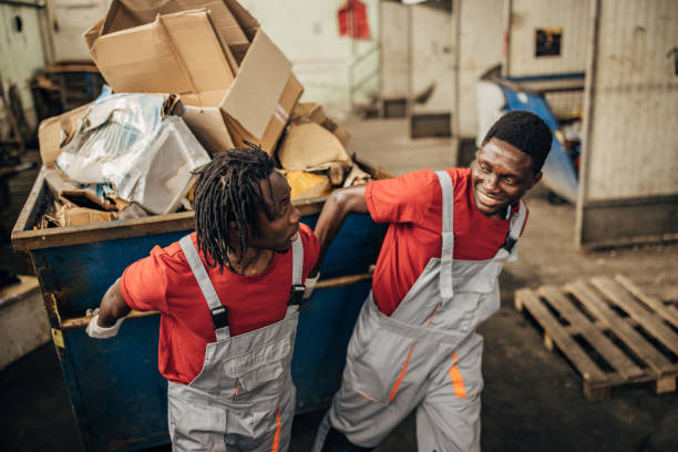 Best Commercial Cleanout Services  in Smithville, MO